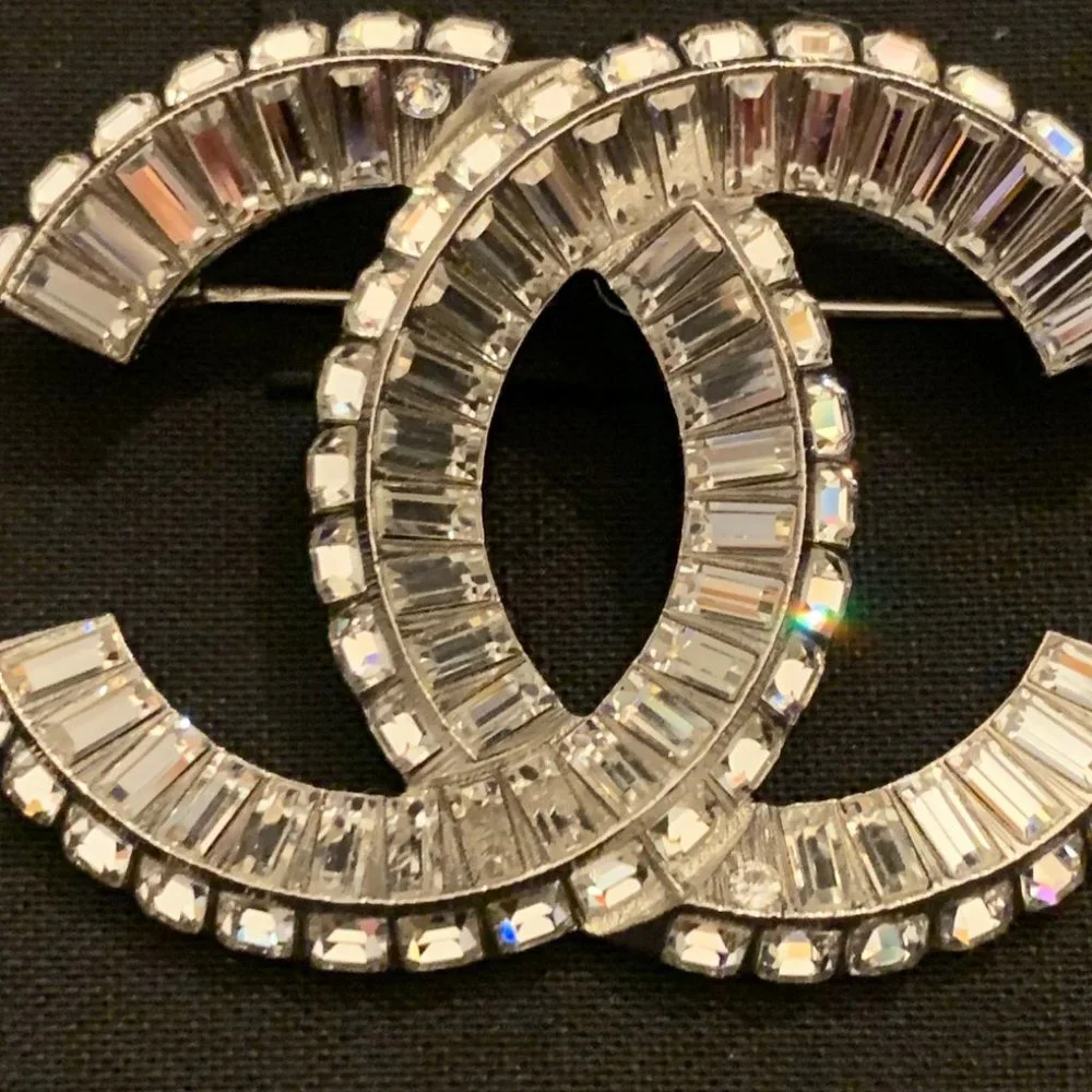 SOLD CHANEL Baguette Crystal CC Brooch Silver - Picture 2 of 6